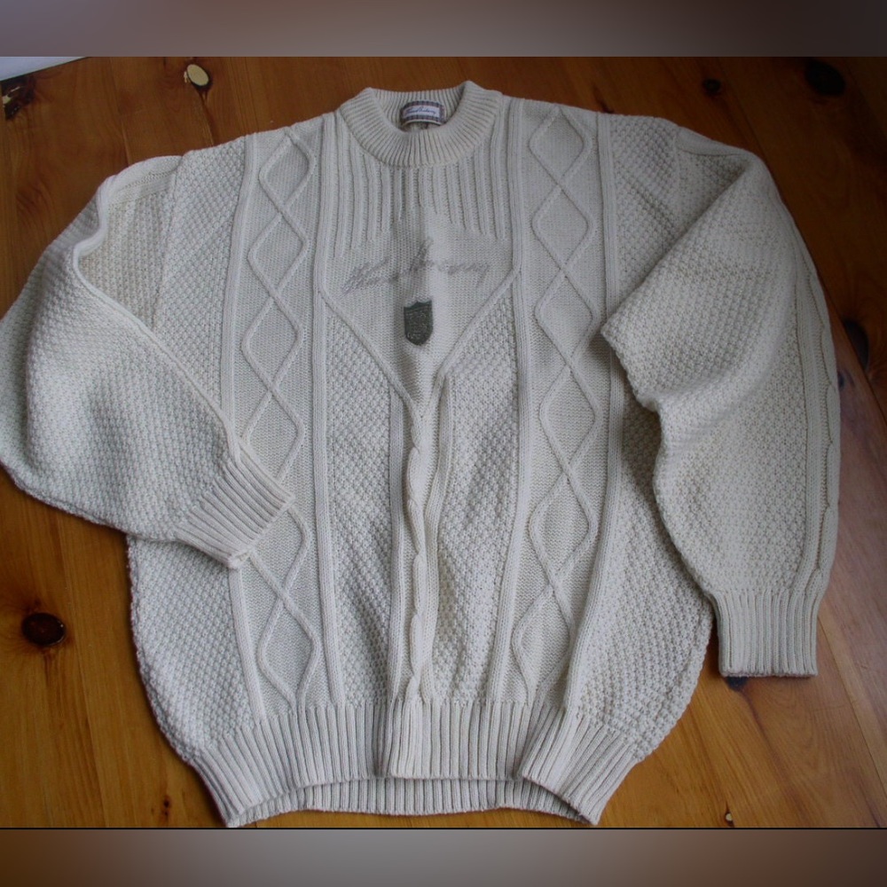 Vintage Burberry 100% Italian Wool Sweater
